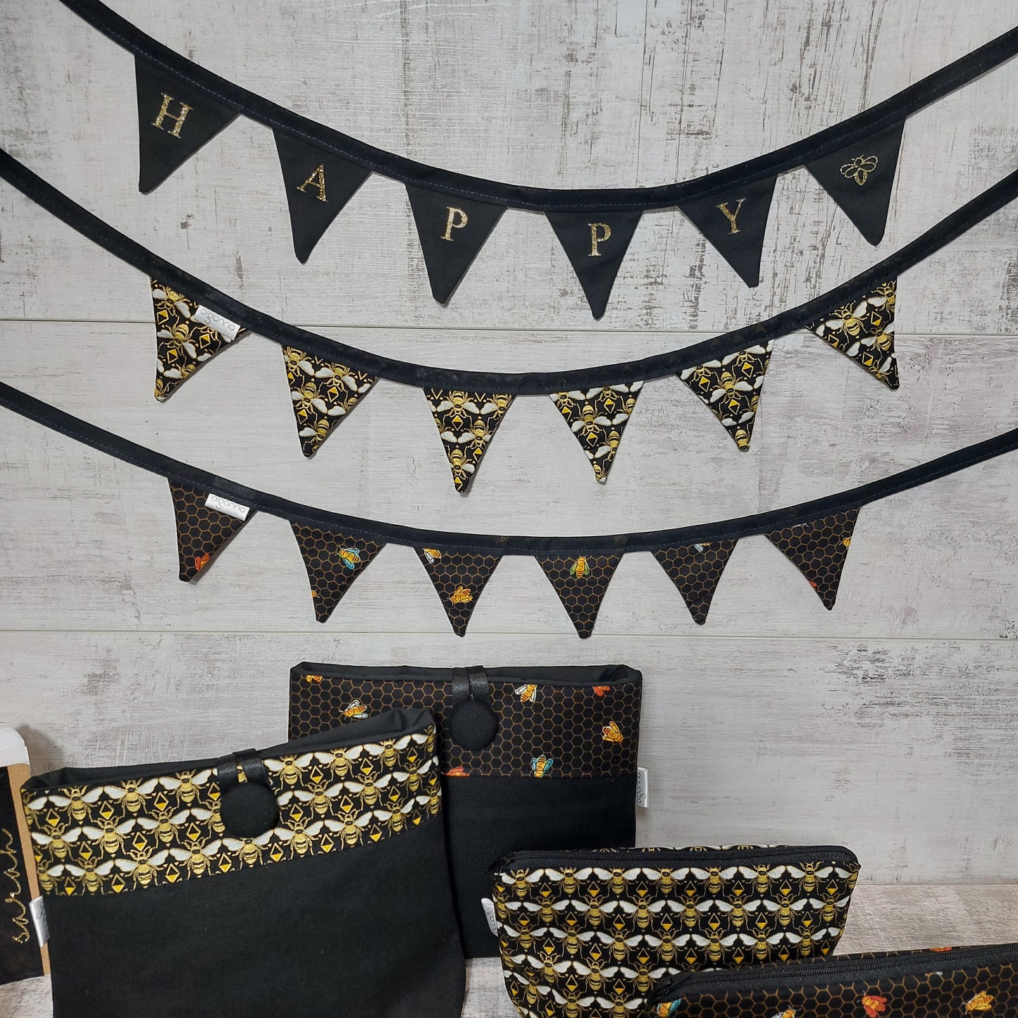 Mini Bunting in Black with Gold Glitter "Happy" | Cute Desk or Room Decoration