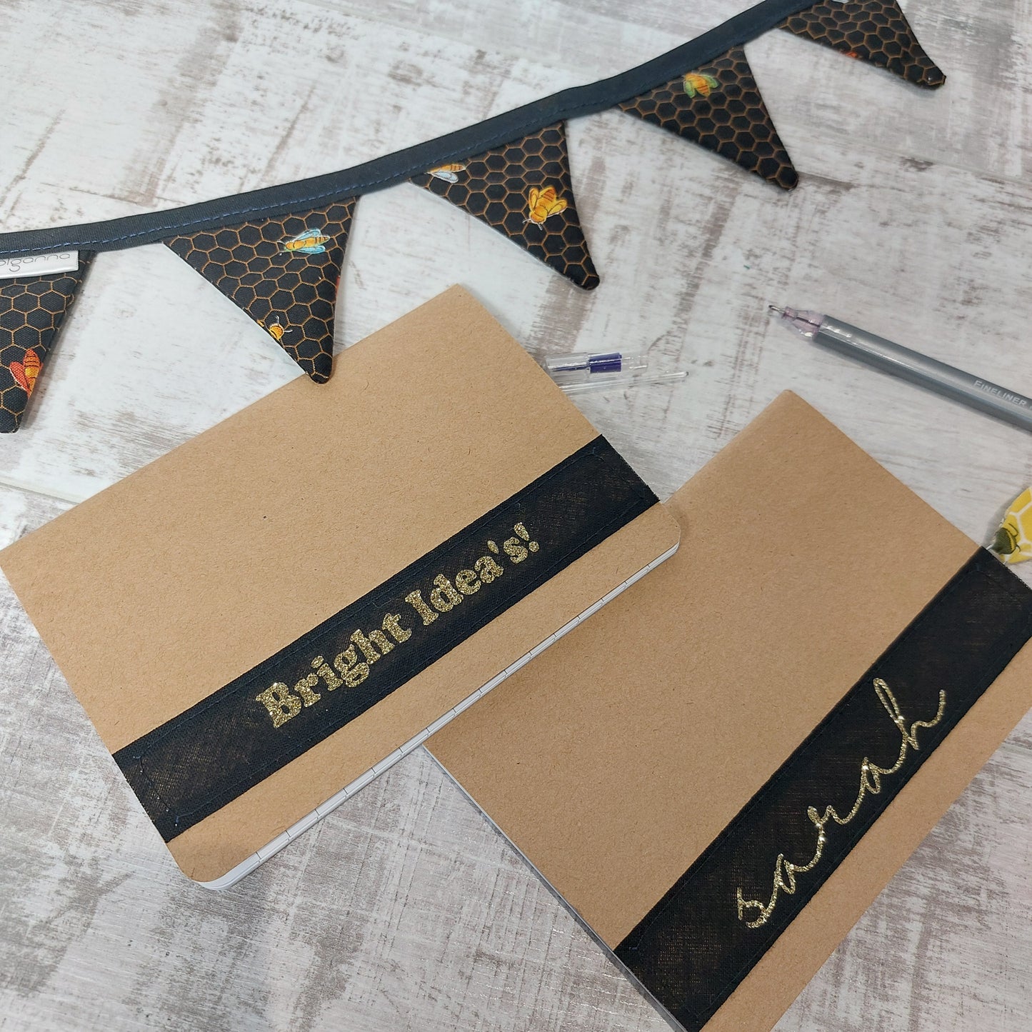 Mini Bunting in Black with Gold Glitter "Happy" | Cute Desk or Room Decoration