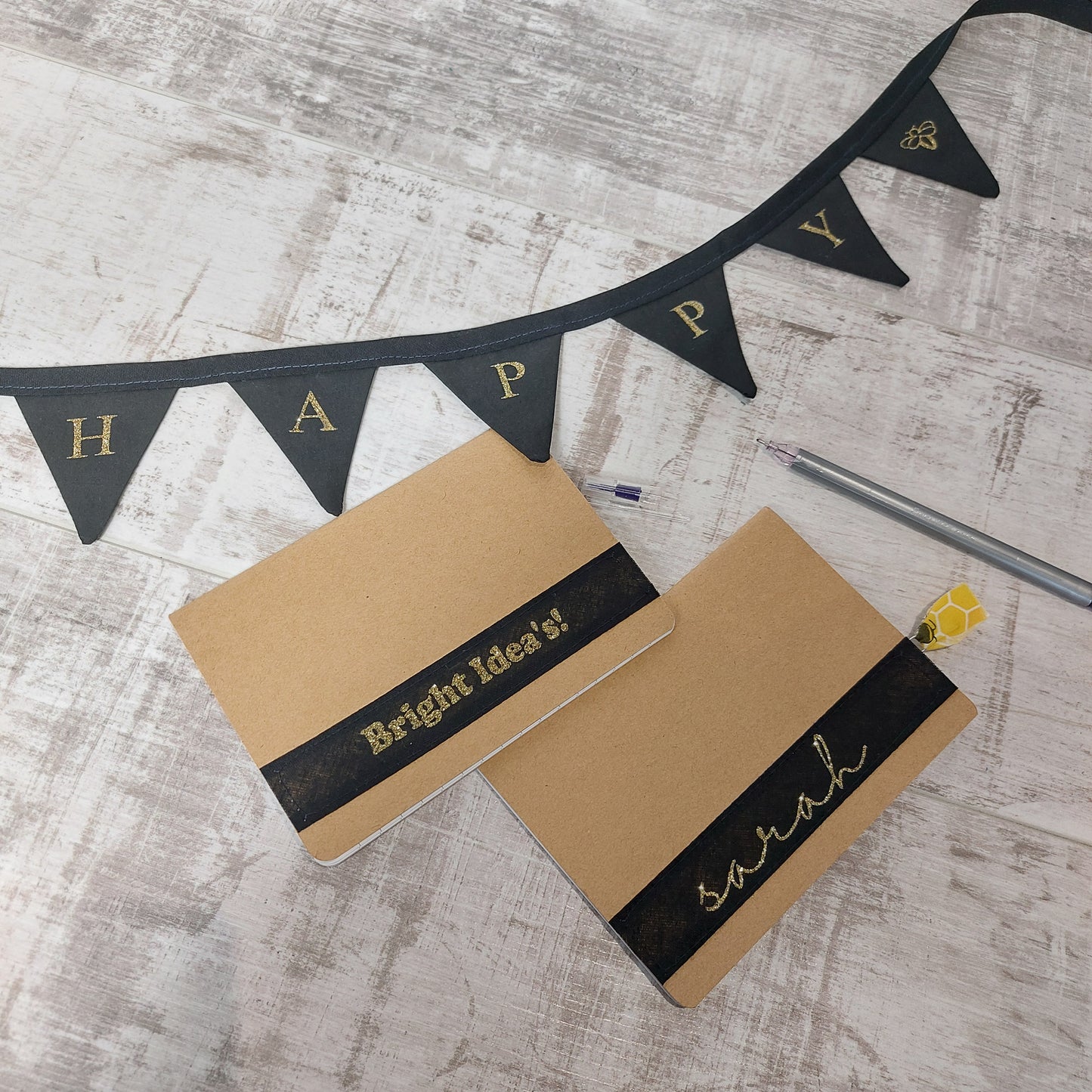 Mini Bunting in Black with Gold Glitter "Happy" | Cute Desk or Room Decoration