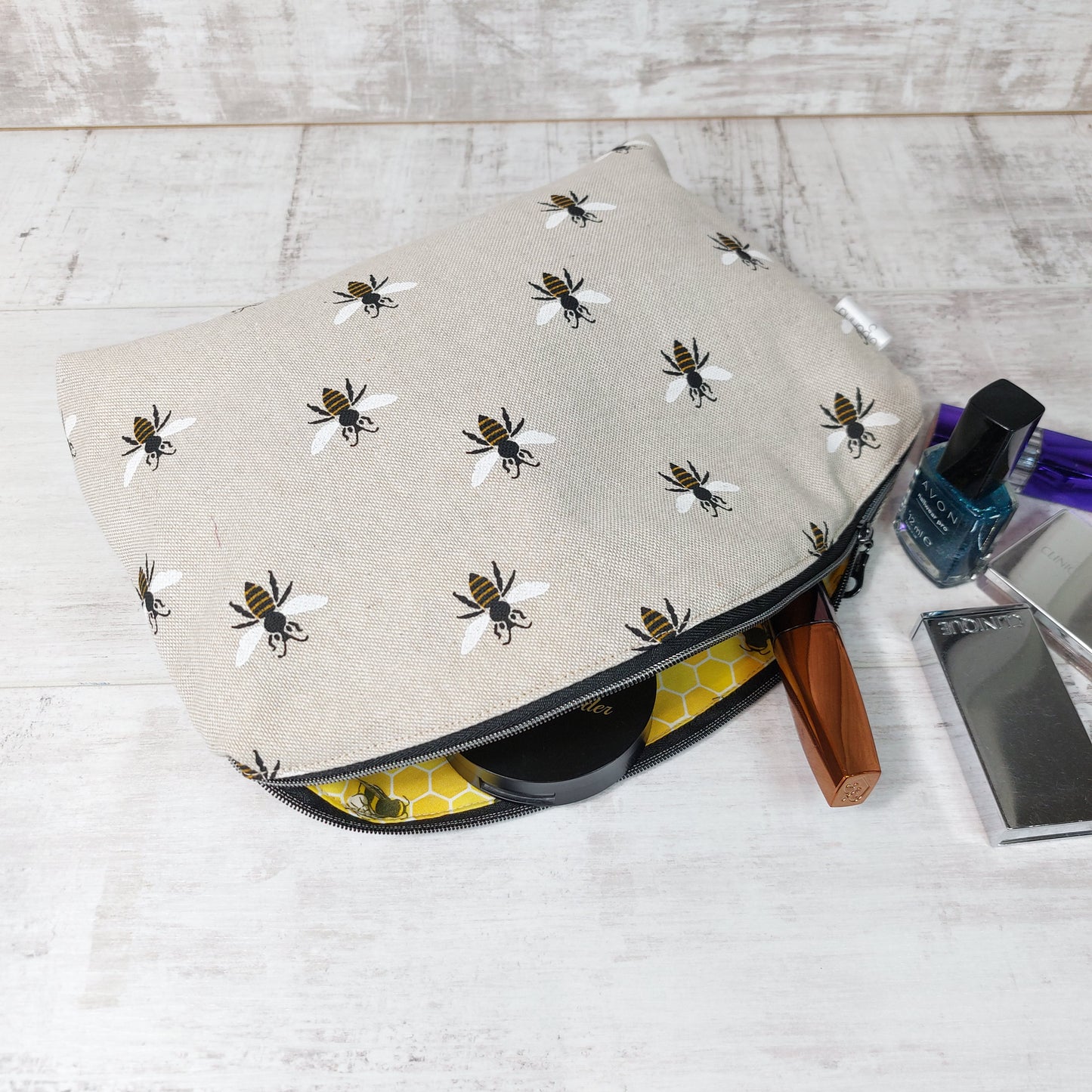 Large Bee Print Makeup Bag – Spacious with Honeycomb Lining