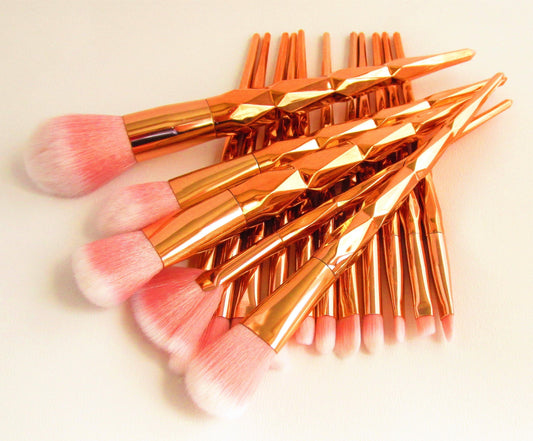 Rose Gold Make Up Brushes. - Olganna